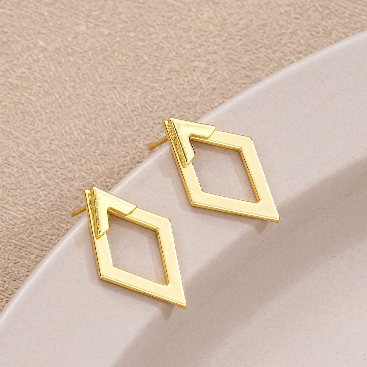 earings